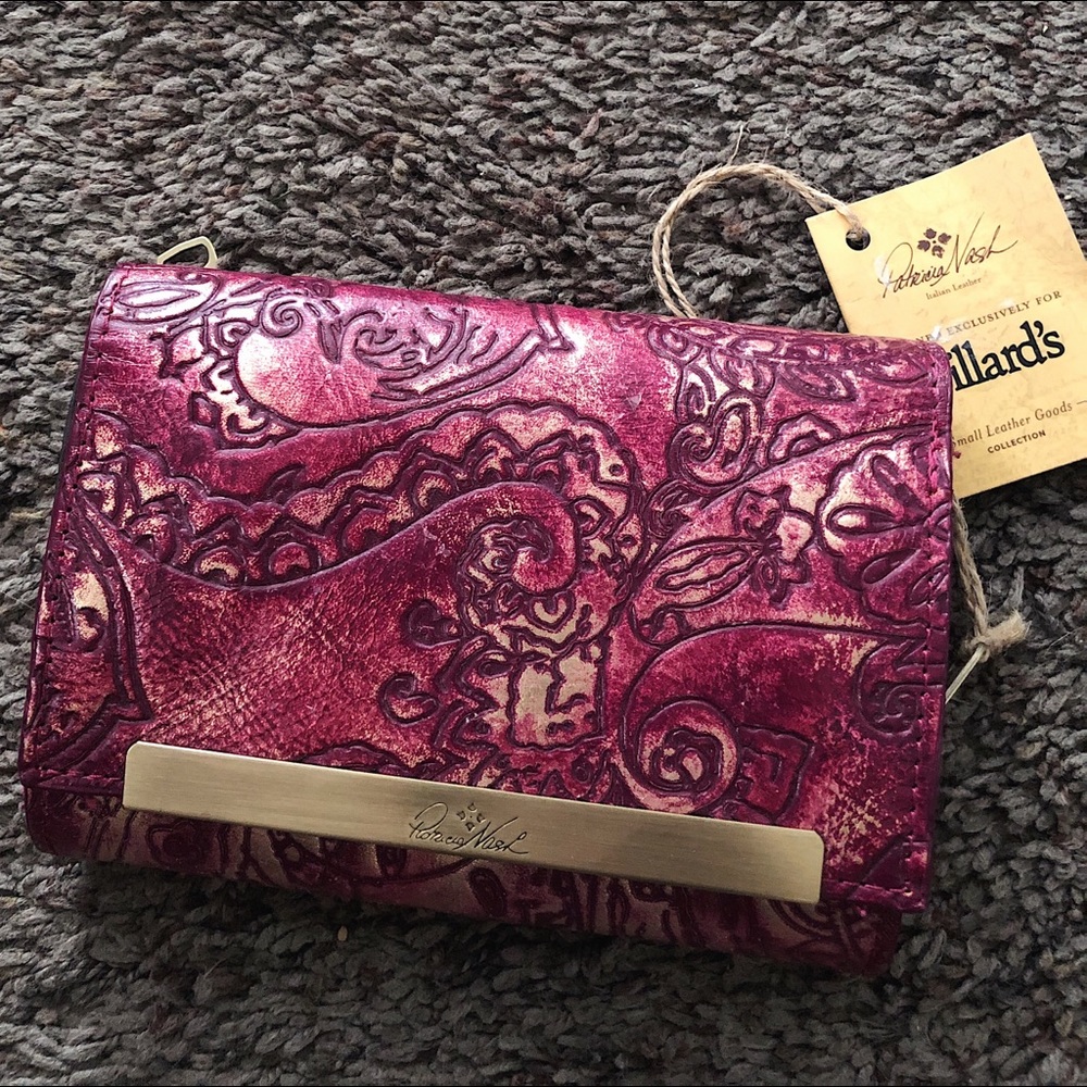 Patricia Nash wallet floral embroidered maroon